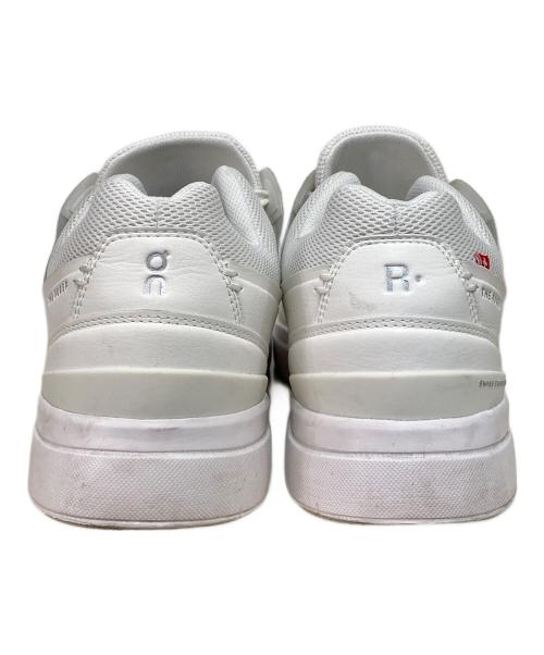 on（オン）on (オン) THE ROGER Advantage ホワイト サイズ:26.5cmの古着・服飾アイテム