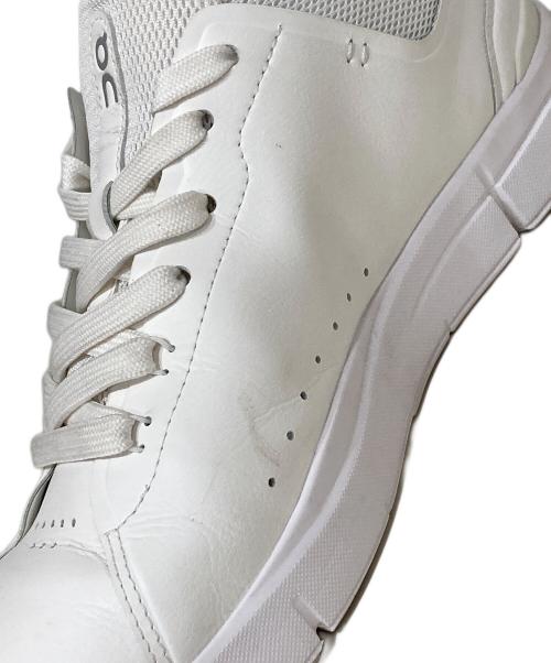 on（オン）on (オン) THE ROGER Advantage ホワイト サイズ:26.5cmの古着・服飾アイテム