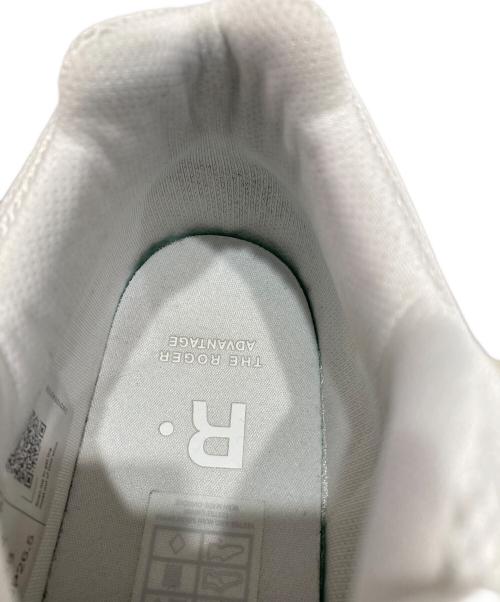 on（オン）on (オン) THE ROGER Advantage ホワイト サイズ:26.5cmの古着・服飾アイテム