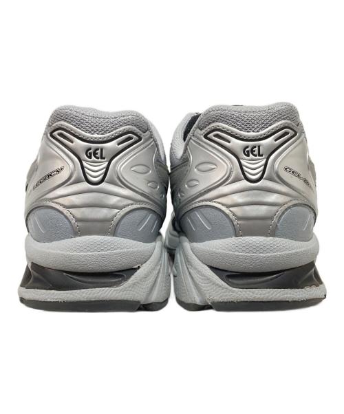asics（アシックス）asics (アシックス) Gel-Kayano Legacy ローカットスニーカー シルバー サイズ:27の古着・服飾アイテム