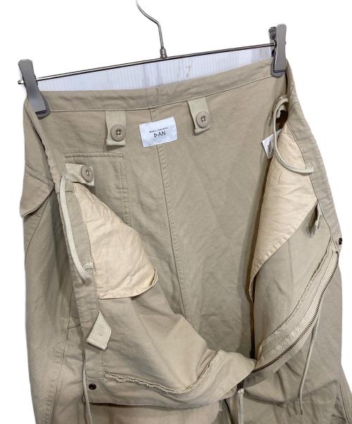 DAN（ダン）DAN (ダン) canvas oves trousers ベージュ サイズ:FREEの古着・服飾アイテム