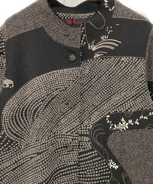 詩仙堂by HITOSHI（シセンドウバイヒトシ）詩仙堂by HITOSHI (シセンドウバイヒトシ) 総柄ブラウス ブラック×ベージュ サイズ:記載なしの古着・服飾アイテム