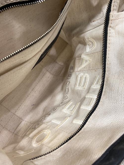 MARC JACOBS（マークジェイコブズ）MARC JACOBS (マークジェイコブス) オフホワイト スモール THE Summer トートバッグ アイボリーの古着・服飾アイテム