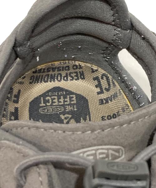 KEEN（キーン）KEEN (キーン) ユニーク ネクシス グレー サイズ:26.5の古着・服飾アイテム