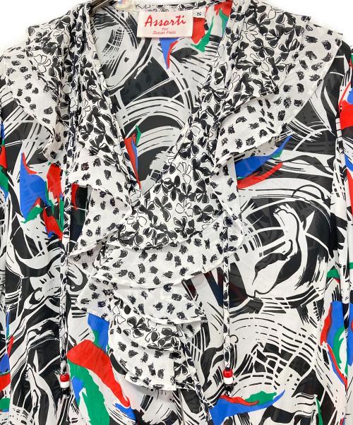 SUSAN FRIES（スーザンフライズ）susan fries (スーザンフライズ) ヴィンテージ総柄ワンピース ホワイト サイズ:Sの古着・服飾アイテム