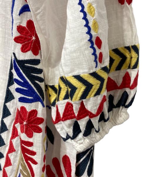 Amina（アミナ）Amina (アミナ) バフラ刺繍ワンピース ホワイト サイズ:-の古着・服飾アイテム