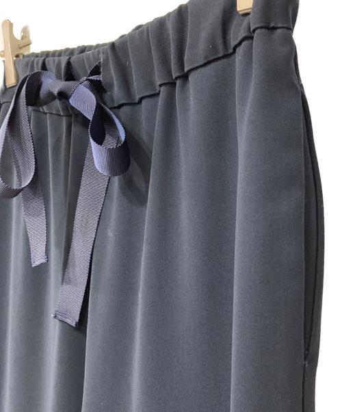 saqui（サキ）saqui (サキ) テーパードリボンパンツ ネイビー サイズ:36の古着・服飾アイテム