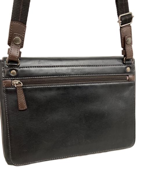 FUJITAKA（フジタカ）FUJITAKA (フジタカ) フラップ ショルダー ブラックの古着・服飾アイテム