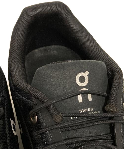 on（オン）on (オン) Cloud 5 W ローカットスニーカー ブラック サイズ:25.5の古着・服飾アイテム