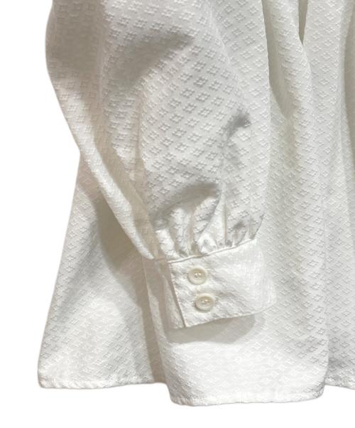 OHGA（オオガ）OHGA (オオガ) パターンブラウス ホワイト サイズ:Fの古着・服飾アイテム