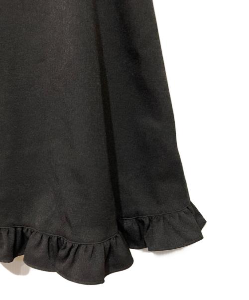 YOIHI（ヨイヒ）YOIHI (ヨイヒ) ノースリーブ フレア フリル リボンカットソー ブラック サイズ:FREEの古着・服飾アイテム