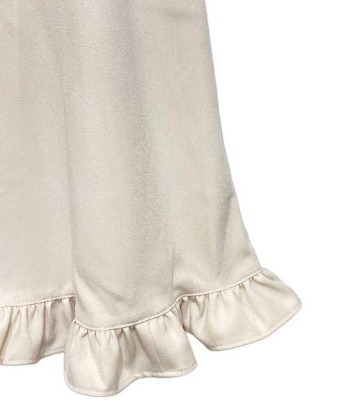 YOIHI（ヨイヒ）YOIHI (ヨイヒ) ノースリーブ フレア フリル リボンカットソー アイボリー サイズ:FREEの古着・服飾アイテム