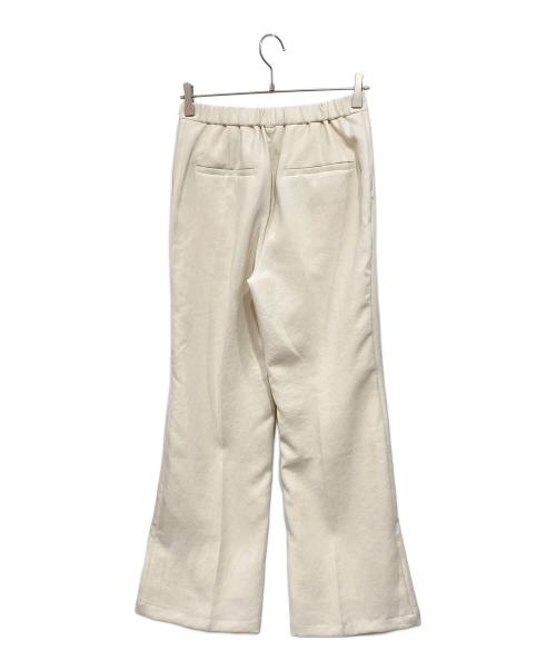 GALLARDA GALANTE（ガリャルダガランテ）GALLARDA GALANTE (ガリャルダガランテ) 【Marisol別注】脚長見えジャージーセミフレアパンツ オフホワイト サイズ:1の古着・服飾アイテム