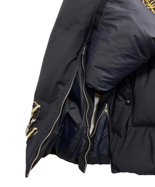 TOGA VIRILIS（トーガ ビリリース）TOGA VIRILIS (トーガ ビリリース) 20AW エンブロイダリーダウンジャケット ネイビー サイズ:46の古着・服飾アイテム