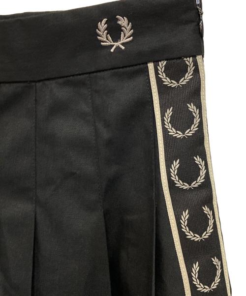 FRED PERRY（フレッドペリー）FRED PERRY (フレッドペリー) Ray BEAMS別注 テニススカート ブラック サイズ:ウエスト69～77の古着・服飾アイテム
