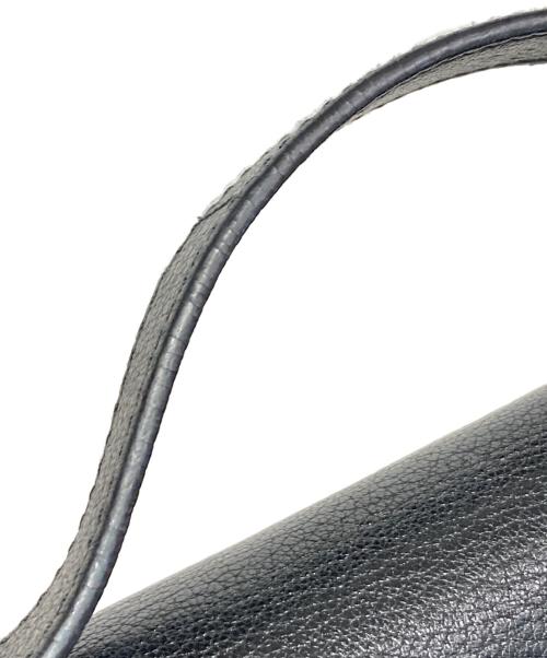 MIU MIU（ミュウミュウ）MIU MIU (ミュウミュウ) MADRAS レザーショルダーバッグ ブラックの古着・服飾アイテム