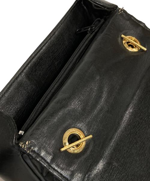GIVENCHY（ジバンシィ）GIVENCHY (ジバンシィ) オールド キルティングショルダーバッグ ブラックの古着・服飾アイテム