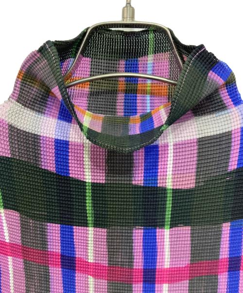 ISSEY MIYAKE（イッセイミヤケ）ISSEY MIYAKE (イッセイミヤケ) マルチカラーチェックハイネックカットソー マルチカラー サイズ:-の古着・服飾アイテム
