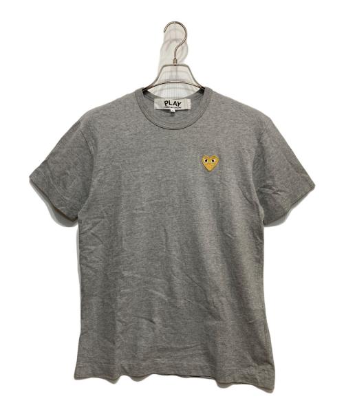 PLAY COMME des GARCONS（プレイコムデギャルソン）PLAY COMME des GARCONS (プレイコムデギャルソン) ハートワッペンTシャツ グレー サイズ:Lの古着・服飾アイテム