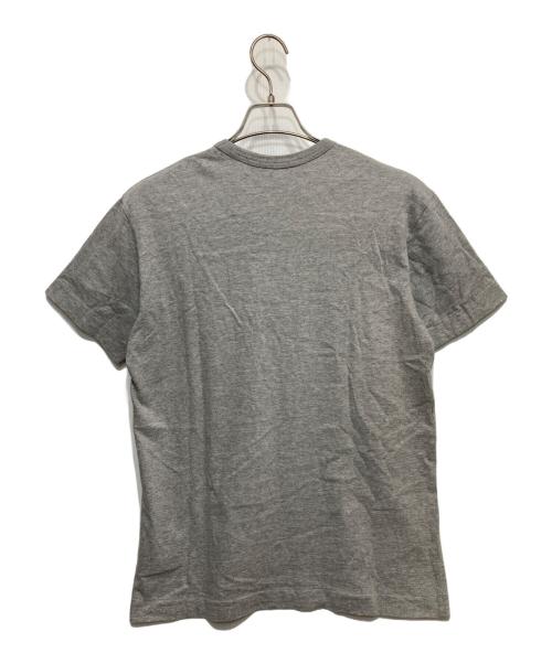 PLAY COMME des GARCONS（プレイコムデギャルソン）PLAY COMME des GARCONS (プレイコムデギャルソン) ハートワッペンTシャツ グレー サイズ:Lの古着・服飾アイテム