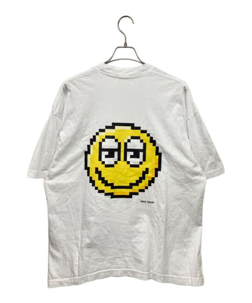 nick gear（ニックギア）NICK GEAR (ニックギア) Pixel Smile スマイル Tシャツ ホワイト サイズ:-の古着・服飾アイテム