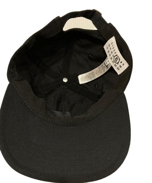 MM6 Maison Margiela（エムエムシックスメゾンマルジェラ）MM6 Maison Margiela (エムエムシックスメゾンマルジェラ) ロゴベースボールキャップ ブラック サイズ:Mの古着・服飾アイテム