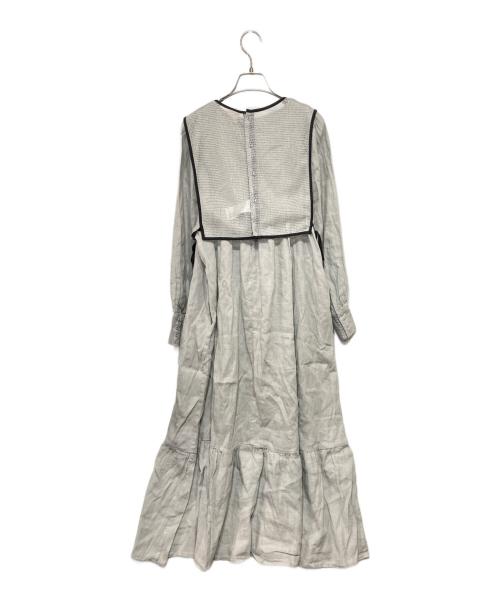 TSUHARU by samansa Mos2（ツハル バイ サマンサモスモス）TSUHARU by Samansa Mos2 (ツハル バイ サマンサモスモス) メッシュ刺繍ベスト付きワンピース グレー サイズ:Fの古着・服飾アイテム