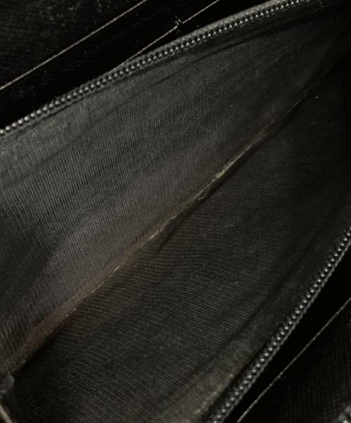 PRADA（プラダ）PRADA (プラダ) ラウンドファスナー ウォレット ブラックの古着・服飾アイテム