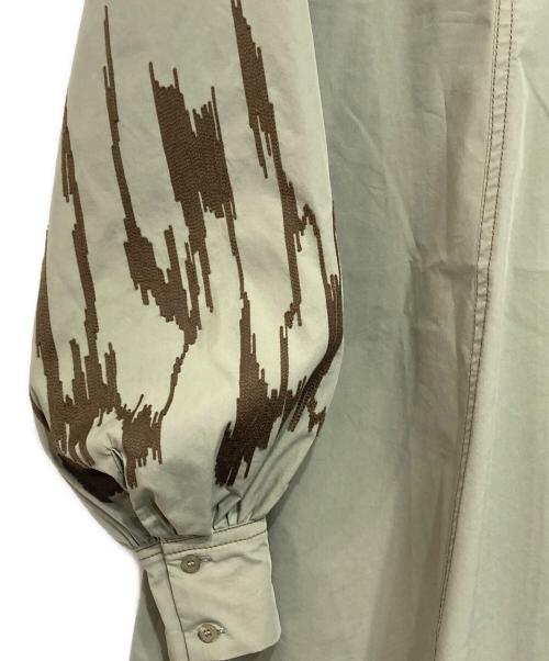 RAY BEAMS（レイ ビームス）RAY BEAMS (レイ ビームス) 刺繍バルーンスリーブワンピース オリーブの古着・服飾アイテム