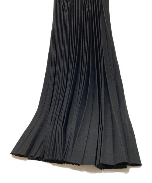 FRAY ID（フレイ アイディー）FRAY ID (フレイ アイディー) ハンドスモッキングニットワンピース ブラック サイズ:Fの古着・服飾アイテム