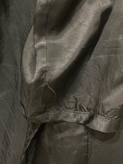 BLACK COMME des GARCONS（ブラックコムデギャルソン）BLACK COMME des GARCONS (ブラックコムデギャルソン) 刺繍ロングライナーコート ブラック サイズ:XSの古着・服飾アイテム