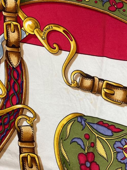 HERMES（エルメス）HERMES (エルメス) カレ90-FESTIVAL イエロー×レッドの古着・服飾アイテム