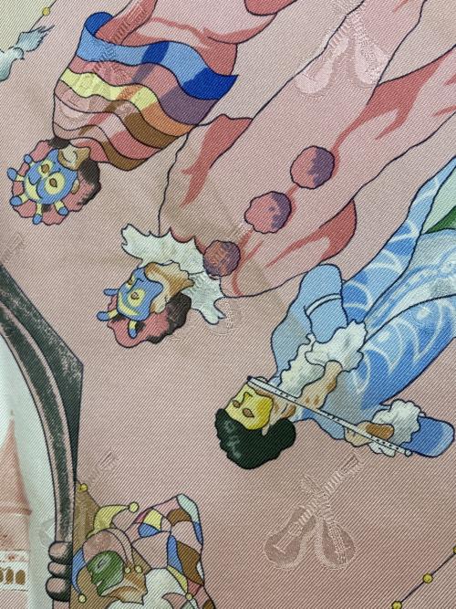 HERMES（エルメス）HERMES (エルメス) カレ90-ベニスのカーニバル ライトピンクの古着・服飾アイテム
