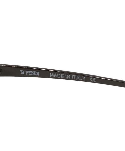 FENDI（フェンディ）FENDI (フェンディ) サングラス シルバー×ブラック サイズ:表記なしの古着・服飾アイテム