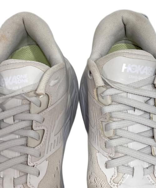 HOKAONEONE（ホカオネオネ）HOKAONEONE (ホカオネオネ) STINSON 6 ホワイト サイズ:26.5の古着・服飾アイテム