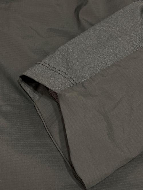 ARC'TERYX（アークテリクス）ARC'TERYX (アークテリクス) ATOM AR HOODY チャコールグレー サイズ: XSの古着・服飾アイテム