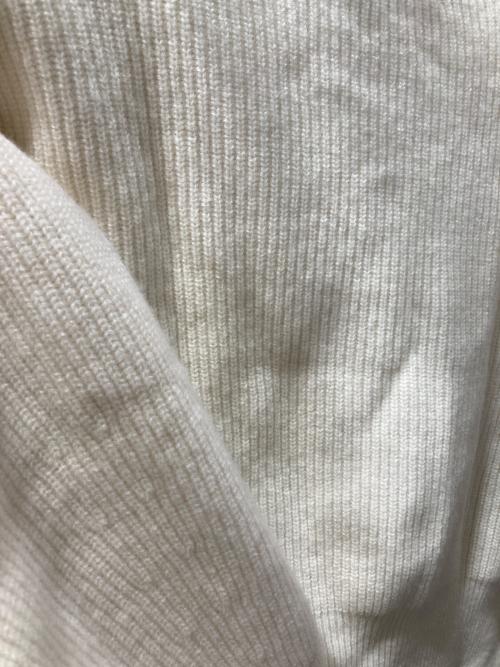 Curensology（カレンソロジー）Curensology (カレンソロジー) ウールカシミヤステッチVネックプルオーバー ニット アイボリー サイズ:Fの古着・服飾アイテム