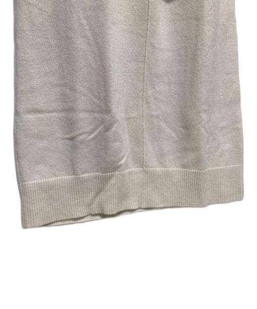 SLOW 23区（スロー23ク）SLOW 23区 (スロー23ク) ニットトータル Vネック ワンピース アイボリー サイズ:32の古着・服飾アイテム