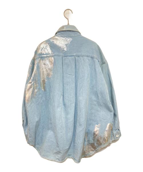 STUMBLY（スタンブリ―）STUMBLY (スタンブリ―) シルバーホイルプリンテッドデニムシャツ インディゴ サイズ:38の古着・服飾アイテム
