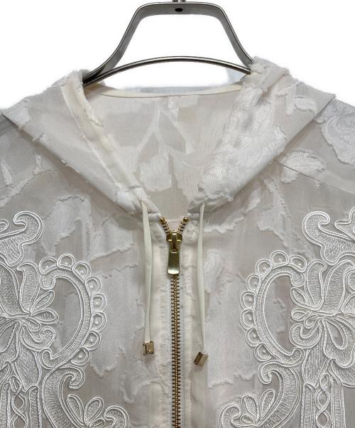 GRACE CONTINENTAL（グレースコンチネンタル）GRACE CONTINENTAL (グレースコンチネンタル) ジャガード刺繍ブルゾン パーカー ホワイト サイズ:38の古着・服飾アイテム