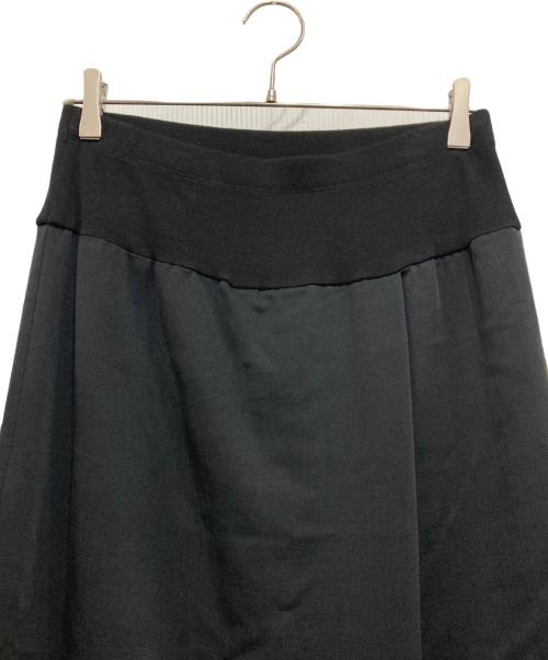 BEARDSLEY（ビアズリー）BEARDSLEY (ビアズリー) ウエストリブタックスカート ブラック サイズ:2の古着・服飾アイテム