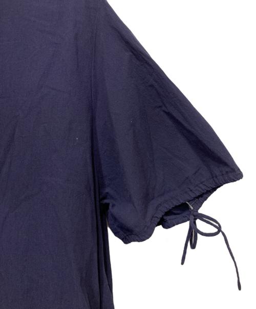 FEMMENT（ファモン）FEMMENT (ファモン) 別注Coボイルサッカーケープスリーブシャツ ネイビー サイズ:3の古着・服飾アイテム