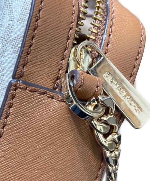 MICHAEL KORS（マイケル・コース）MICHAEL KORS (マイケル・コース) モノグラムショルダーバッグ ベージュ×アイボリーの古着・服飾アイテム