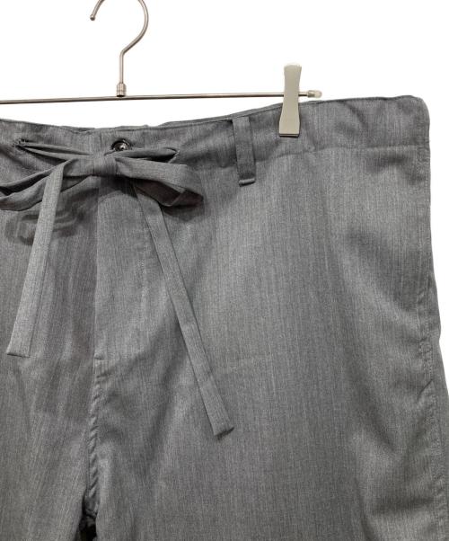 AUBETT（オーベット）AUBETT (オーベット) WAGAMAMA別注 Cut Off SK8TER Slacks グレー サイズ:5の古着・服飾アイテム