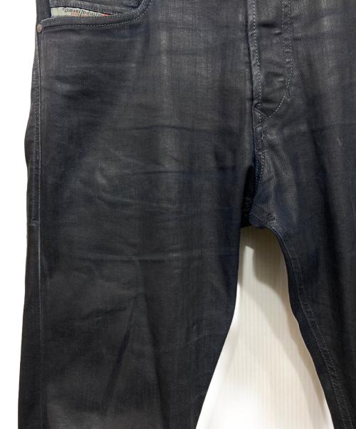 DIESEL（ディーゼル）DIESEL (ディーゼル) コーティング加工デニムパンツ インディゴ サイズ:30の古着・服飾アイテム