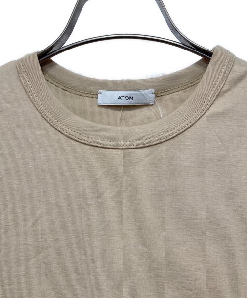 IENA（イエナ）IENA (イエナ) ATON (エイトン) 別注 SUVIN FRAISE ショートスリーブ Tシャツ ベージュ サイズ:02の古着・服飾アイテム