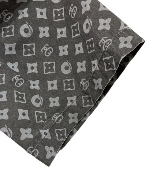 stussy（ステューシー）stussy (ステューシー) モノグラム ボタンダウン 半袖シャツ グレー サイズ:XLの古着・服飾アイテム