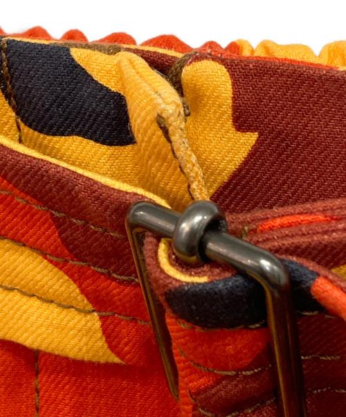 MIU MIU（ミュウミュウ）MIU MIU (ミュウミュウ) ミリタリーカーゴスカート ベージュ×オレンジ サイズ:38の古着・服飾アイテム