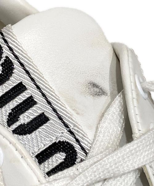 MIU MIU（ミュウミュウ）MIU MIU (ミュウミュウ) ロゴレザースニーカー ホワイト サイズ:38.5の古着・服飾アイテム