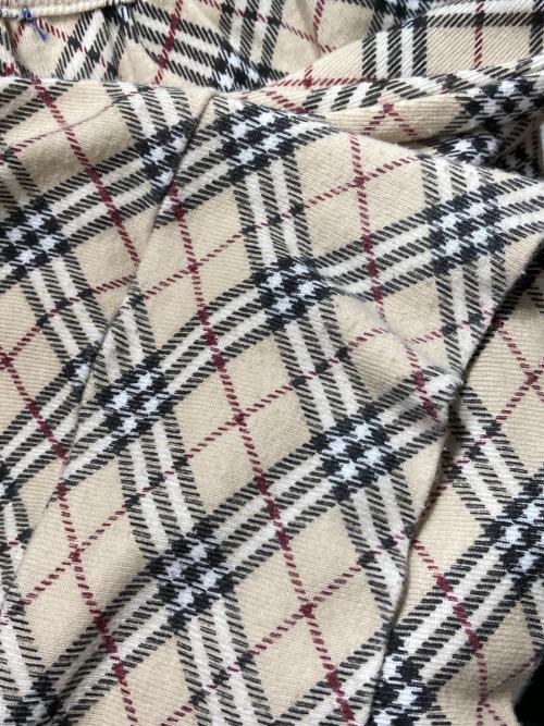 BURBERRY BLUE LABEL（バーバリー ブルー レーベル）BURBERRY BLUE LABEL (バーバリーロンドンブルーレーベル) ノバチェックノースリーブカットソー ベージュ サイズ:38の古着・服飾アイテム